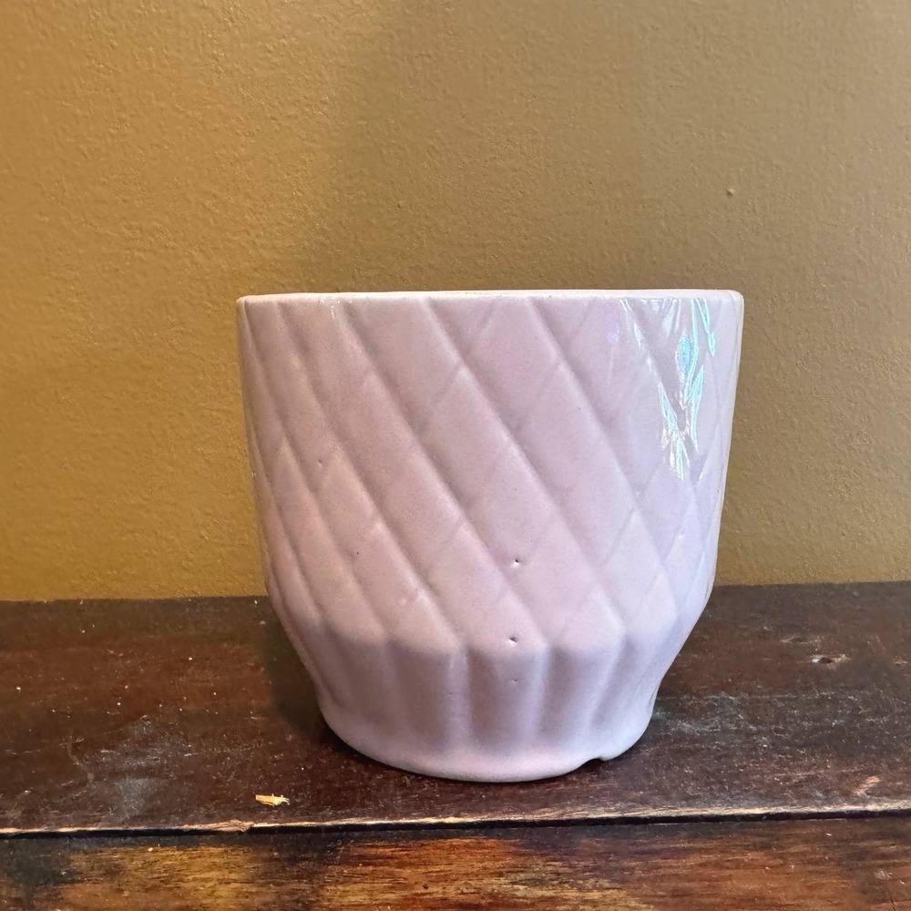 Vintage Shawnee Pottery Made in USA Diamond‎ Quilted 4" Pastel Pink Planter Pot